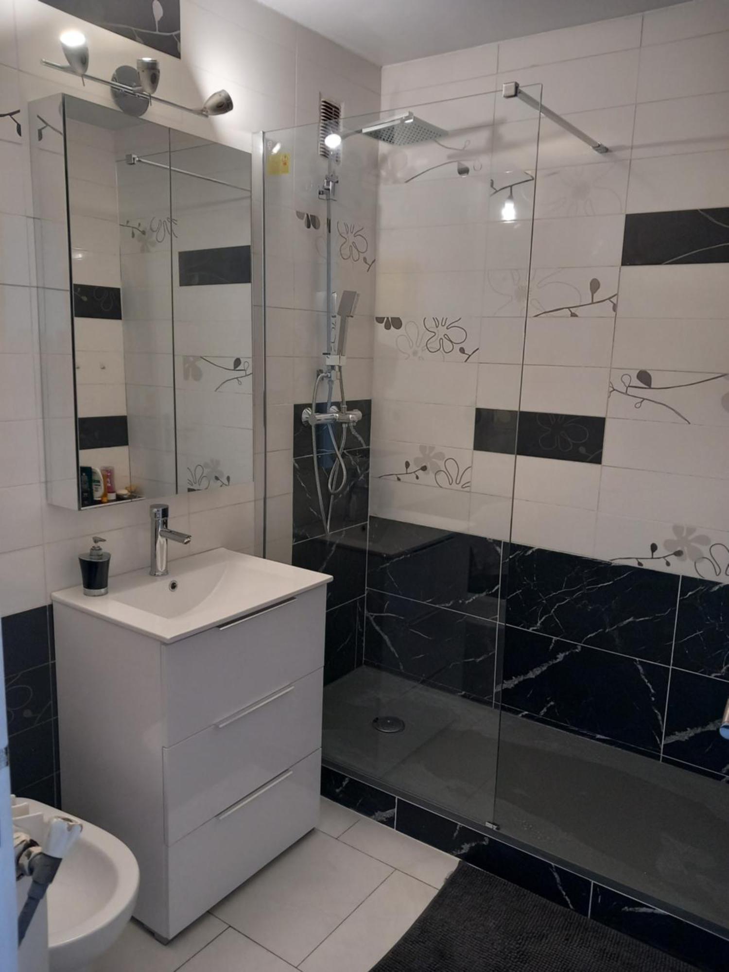 Chambre B1 Dans Un Appartement En Colocation Marseille Extérieur photo